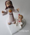 /album/topo-de-bolo-batizado-comunh%c3%a3o/topo-de-batizado-personalizado-com-menina-e-jesus-cristo-jpg1/